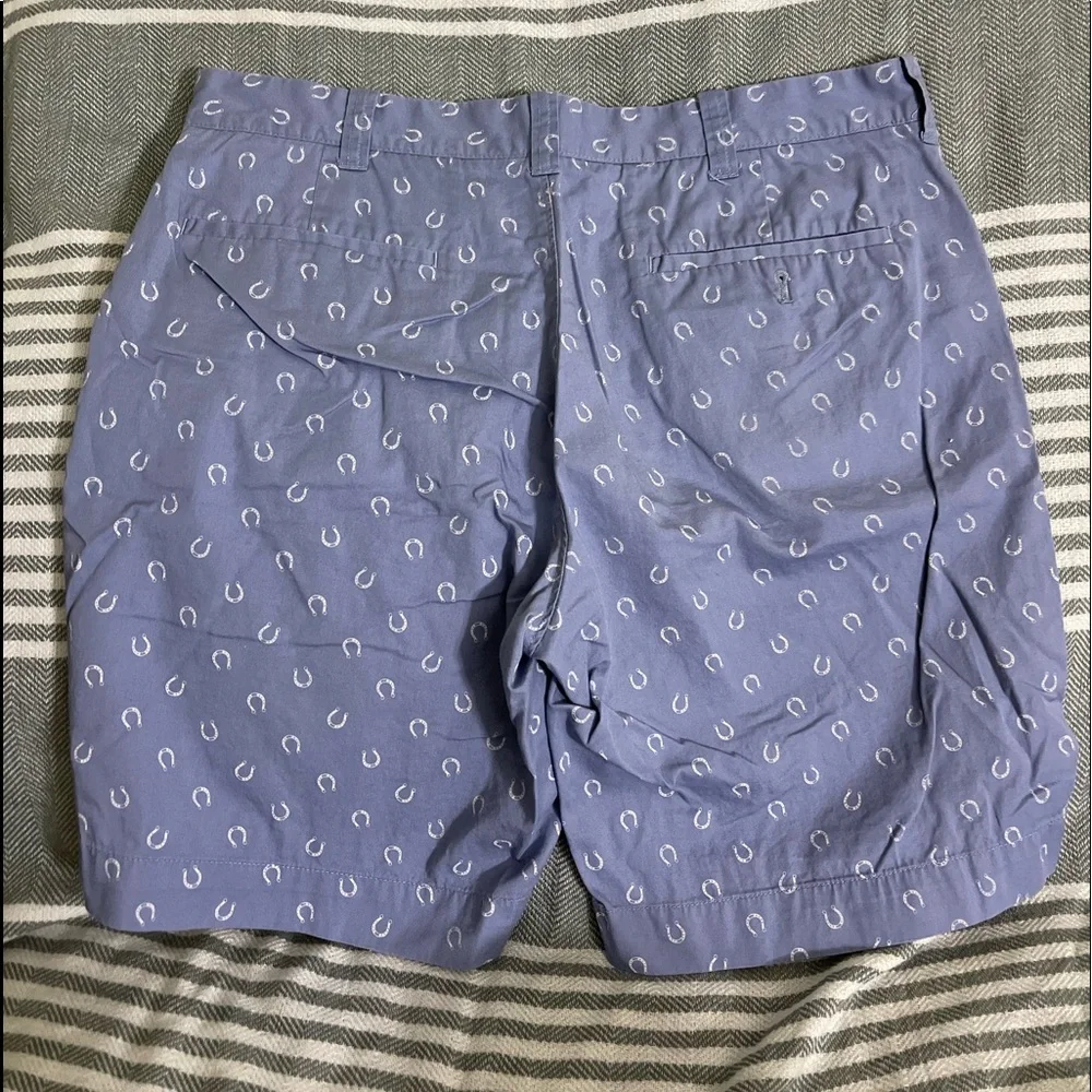J. Crew Men’s Gramercy Blue Horse shoe print W33 -‎ 8” inseam Shorts